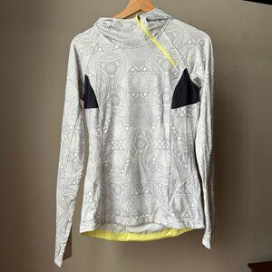 MONDETTA WOMEN'S ACTIVEWEAR HOODED PULL-OVER TOP SIZE S